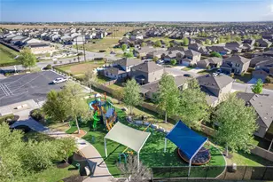 156 Greatest Gift Wy, Jarrell, TX 76537 - Photo 39