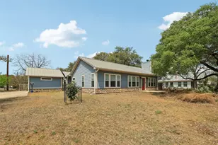 418 W Holland St, San Marcos, TX 78666 - Photo 37