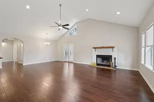 418 W Holland St, San Marcos, TX 78666 - Photo 7