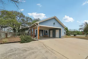 418 W Holland St, San Marcos, TX 78666 - Photo 39