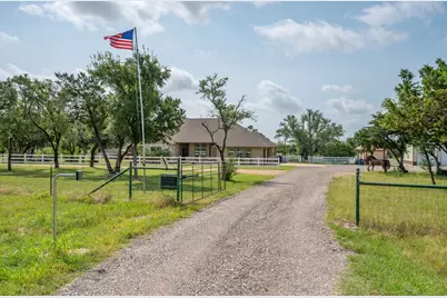 3692 County Road 207, Liberty Hill, TX 78642 - Photo 35