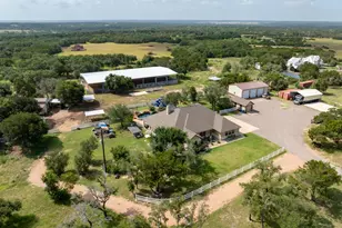 3692 Co Rd 207, Liberty Hill, TX 78642 - Photo 3