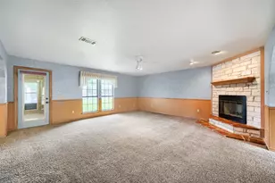 1406 Highland Dr, Marble Falls, TX 78654 - Photo 5