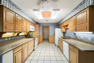 1406 Highland Dr, Marble Falls, TX 78654 - Photo 9