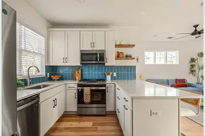 3302 Hollywood Avenue, Austin, TX 78722 - Photo 17