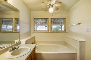 2601 Windy Ridge Rd, Taylor, TX 76574 - Photo 17