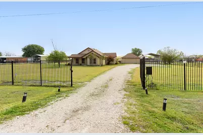 2601 Windy Ridge Road, Taylor, TX 76574 - Photo 1