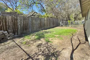 10708 Lanshire Dr, Austin, TX 78758 - Photo 21