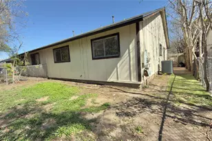 10708 Lanshire Dr, Austin, TX 78758 - Photo 15
