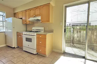 10708 Lanshire Dr, Austin, TX 78758 - Photo 7