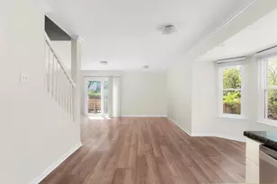 3205 Rockhurst Ln, Austin, TX 78723 - Photo 9