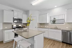 258 Majestic Cedar Dr, Liberty Hill, TX 78642 - Photo 5