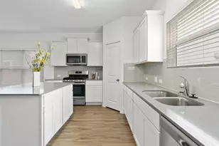 258 Majestic Cedar Dr, Liberty Hill, TX 78642 - Photo 9