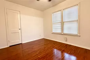2109 E 12th St, Austin, TX 78702 - Photo 17