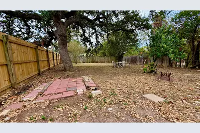2109 E 12th Street, Austin, TX 78702 - Photo 23