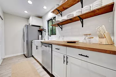 2511 Friar Tuck Lane, Austin, TX 78704 - Photo 9