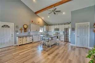 202 Rio Llano Dr W, Llano, TX 78643 - Photo 7