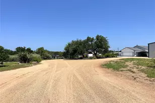 202 Rio Llano Dr W, Llano, TX 78643 - Photo 27