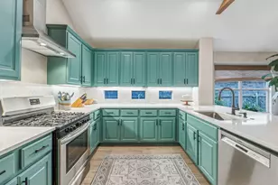 10204 Wind Cave Trail, Austin, TX 78747 - Photo 9