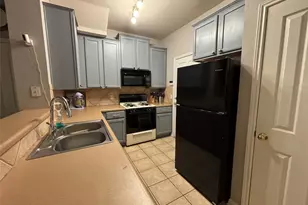 8518 W Cahill Dr, Austin, TX 78729 - Photo 11