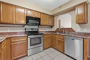 12709 Shady Acres Dr, Buda, TX 78610 - Photo 11