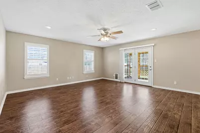 12709 Shady Acres Drive, Buda, TX 78610 - Photo 9