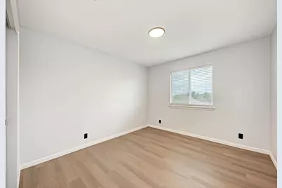 125 Holland Street, Hutto, TX 78634 - Photo 29