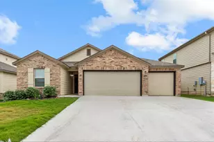 2039 Rowan Wy, New Braunfels, TX 78130 - Photo 1