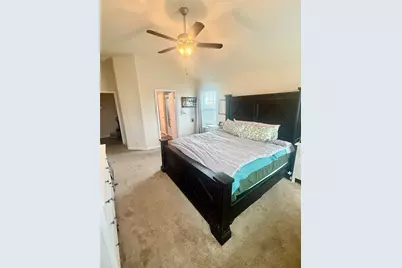 107 Jim Dandy Drive, Elgin, TX 78621 - Photo 11