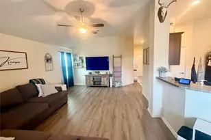 107 Jim Dandy Dr, Elgin, TX 78621 - Photo 7