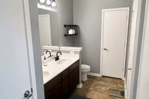 107 Jim Dandy Dr, Elgin, TX 78621 - Photo 15