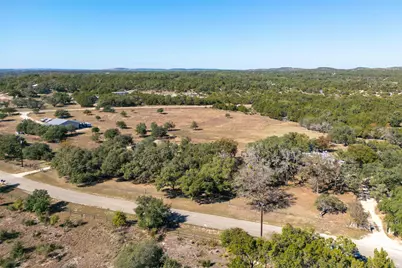1071 Rolling Hills Drive, Wimberley, TX 78676 - Photo 31