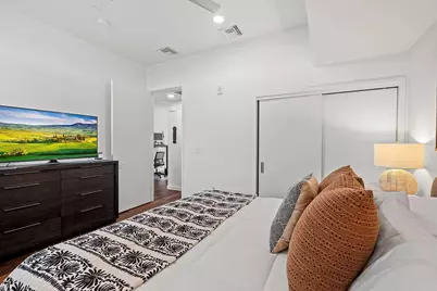 1322 E 12th Street #406, Austin, TX 78702 - Photo 25