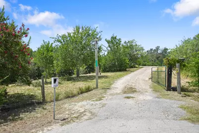 15701 Forest Glenn Cove, Del Valle, TX 78617 - Photo 35