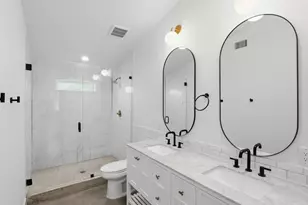 5005 Lott Ave, Austin, TX 78721 - Photo 13