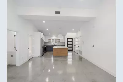 5005 Lott Avenue #2, Austin, TX 78721 - Photo 3