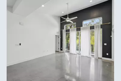 5005 Lott Avenue #2, Austin, TX 78721 - Photo 17