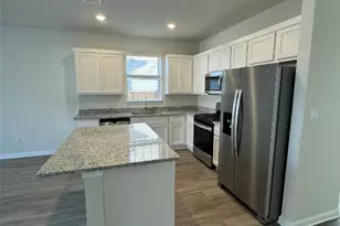 2433 Lucy Axel Ln, Round Rock, TX 78665 - Photo 5