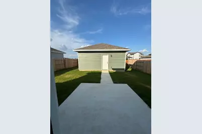 2433 Lucy Axel Lane, Round Rock, TX 78665 - Photo 11