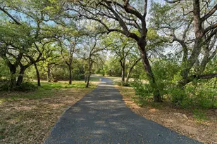 23426 Oscar Rd, Spicewood, TX 78669 - Photo 9