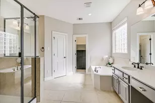 11316 Woodland Hills Trail, Austin, TX 78732 - Photo 13