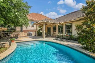 11316 Woodland Hills Trail, Austin, TX 78732 - Photo 15
