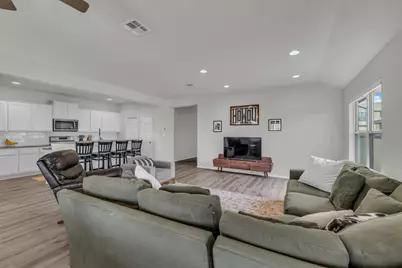 116 Gray Wolf Drive, San Marcos, TX 78666 - Photo 5