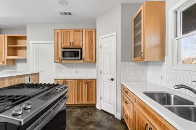 2203 Lindell Avenue, Austin, TX 78704 - Photo 13