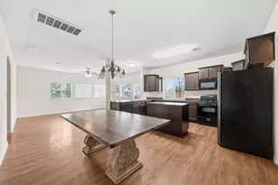 601 Silver Wing Ct, Austin, TX 78725 - Photo 5