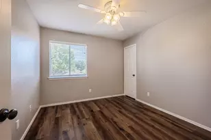 2208 Melissa Oaks Ln, Austin, TX 78744 - Photo 19