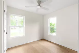 2105 Brunswick Dr, Austin, TX 78723 - Photo 27