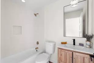 2105 Brunswick Dr, Austin, TX 78723 - Photo 21