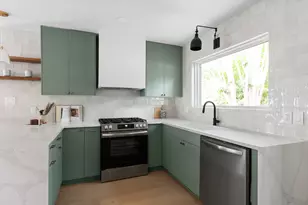 2105 Brunswick Dr, Austin, TX 78723 - Photo 9