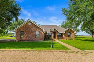 11077 Co Rd 440, Thorndale, TX 76577 - Photo 1